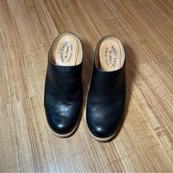 Kork-Ease Challis Mule Black Wedge - Picture 2 of 12